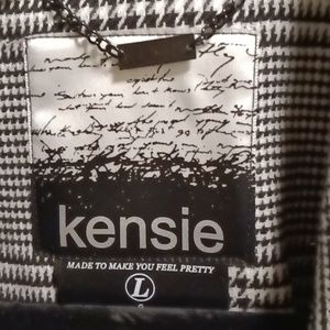 FINAL PRICE NWT kensie black/white houndstooth coat w black floral embroidery
